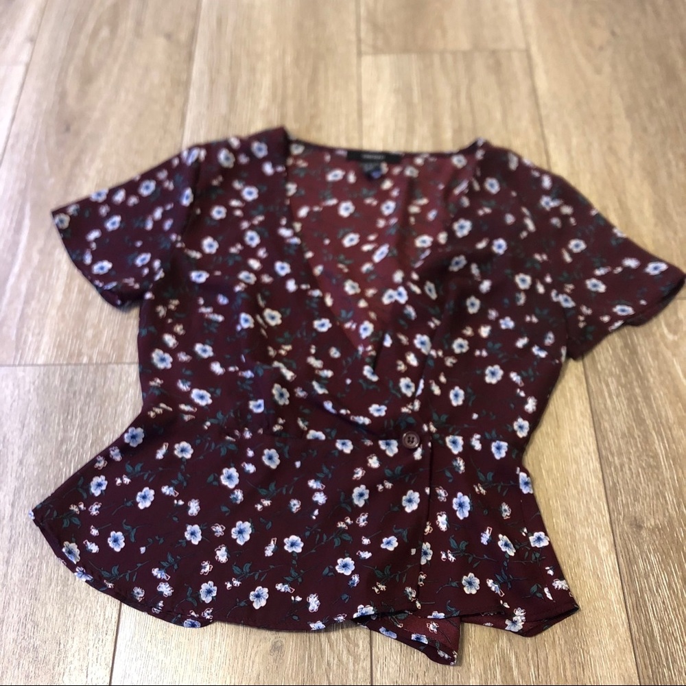 Women’s Flower Print Maroon Short Sleeved Top